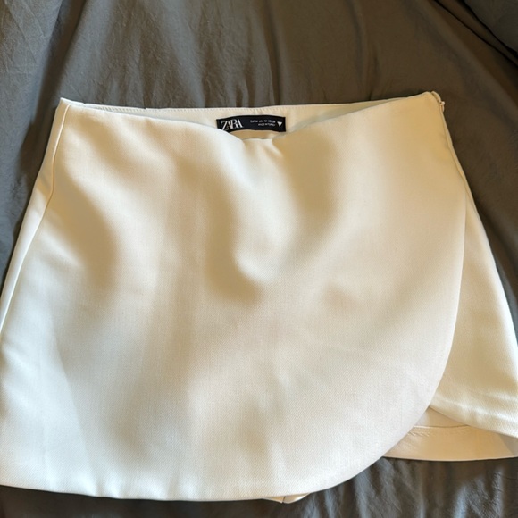Zara skort - Picture 1 of 3